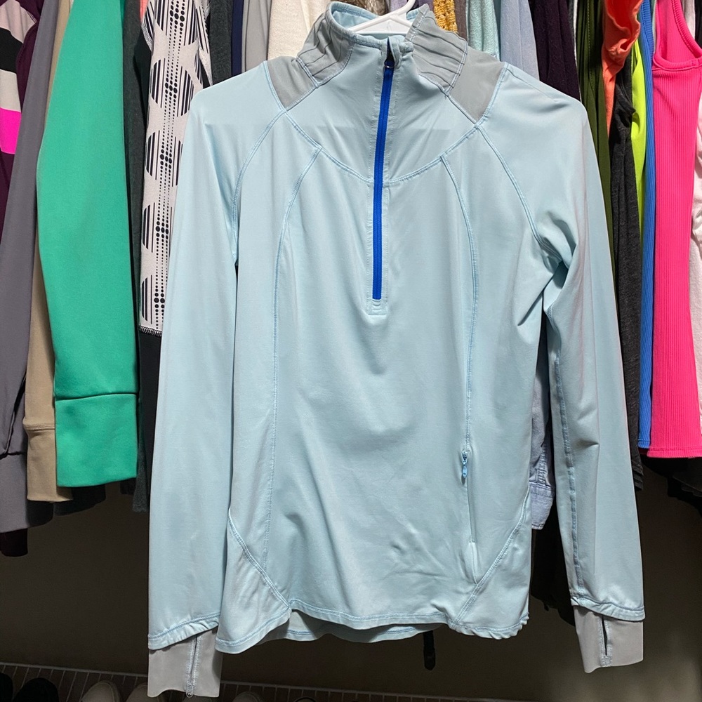 Long sleet 1/2 zip lulu lemon top - Picture 1 of 3